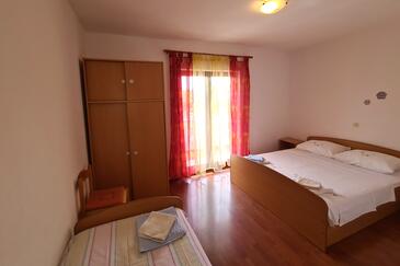 Apartments by the sea Dobropoljana, Pašman - 8198