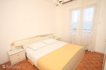 Apartmani uz more Banj, Pašman - 8205