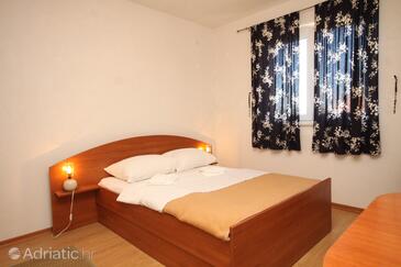 Apartments by the sea Banj, Pašman - 8206