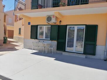 Apartments by the sea Kukljica, Ugljan - 8209