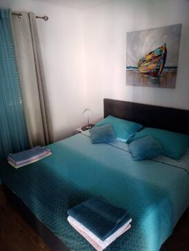 Ferienwohnungen mit Parkplatz Kraj, Pasman - 8213