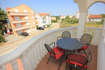 Apartments by the sea Pašman - 8215