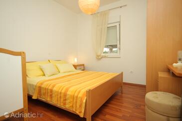 Lägenheter vid havet Pasman - 8215