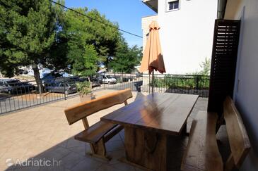 Apartmani uz more Tkon, Pašman - 822