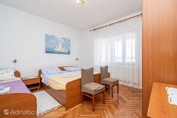 Apartments by the sea Pašman - 8221