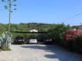 Aparcamiento Preko, Ugljan, Aparcamiento 8224 - Apartamentos con una playa de arena.