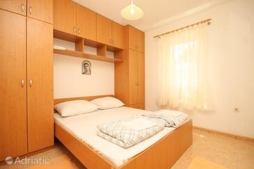 Apartmani uz more Tkon, Pašman - 8231