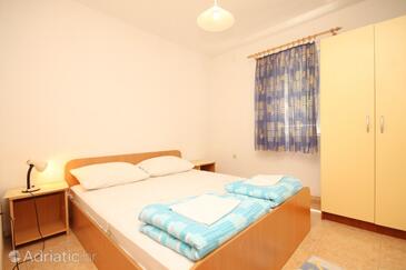 Apartmani uz more Tkon, Pašman - 8231