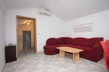 Woonkamer Preko, Woonkamer in accommodatietype apartment, airconditioning beschikbaar en WiFi.