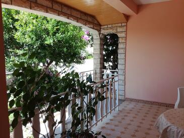 Tweekamerappartement Kukljica, Ugljan (A-8237-b)