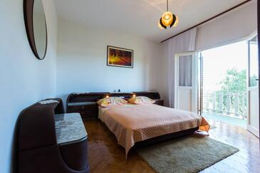 Tweekamerappartement Kukljica, Ugljan (A-8238-c)