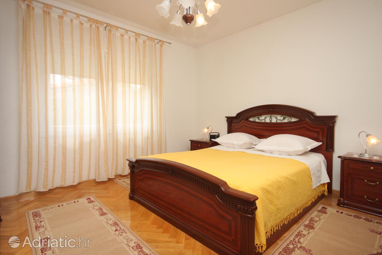 Appartamenti accanto al mare Kali, Ugliano - Ugljan - 8246
