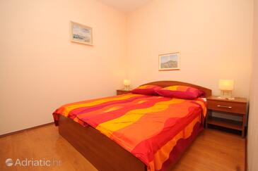 Apartments by the sea Kukljica, Ugljan - 8253