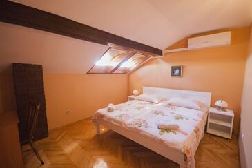 Apartments by the sea Kukljica, Ugljan - 8253