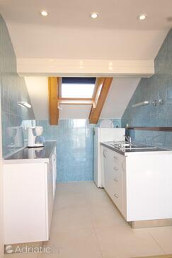 Apartments by the sea Kukljica, Ugljan - 8253