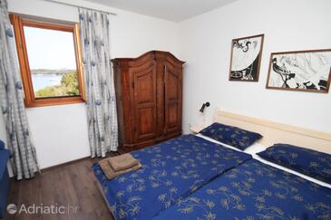 Apartamentos familiares junto al mar Bahía Kuncabok, Ugljan - 8255