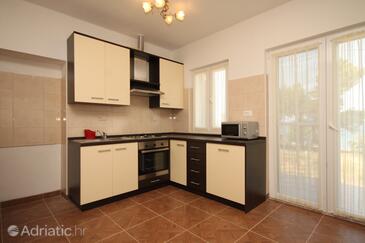 Lägenheter vid havet Ugljan - 8257