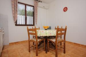 1-Zimmer-Ferienwohnung Bucht Mala Lamjana, Ugljan (A-827-c(