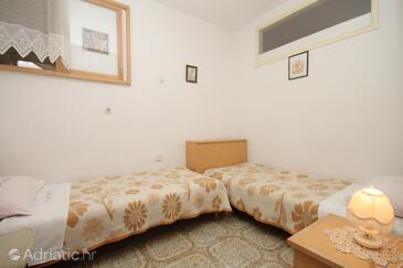 Lejlighedens parkeringsplads Kukljica, Ugljan - 8277