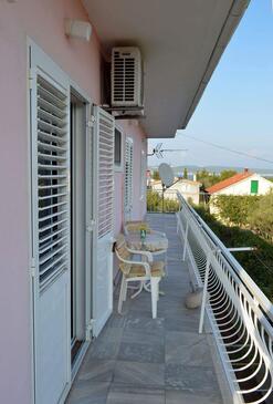 Appartamenti con parcheggio Kukljica, Ugliano - Ugljan - 8277