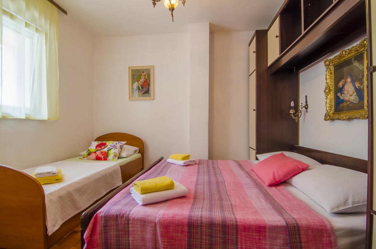 Apartmány s parkovištěm Podstrana, Split - 8281