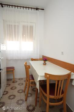 Apartmani uz more Kukljica, Ugljan - 8283