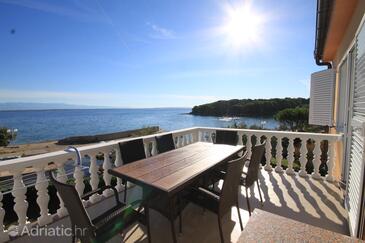 Apartmaji ob morju z bazenom Ugljan - 829 Adriatic.hr