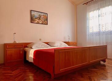 Appartamenti accanto al mare Kukljica, Ugliano - Ugljan - 8293