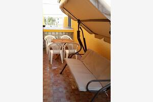 1-Zimmer-Ferienwohnung Pasman (A-8295-a)