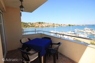Apartamentos junto al mar Preko, Ugljan - 8315