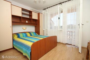 Appartamenti accanto al mare Kukljica, Ugliano - Ugljan - 8318