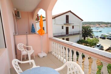 Apartments with terrace Kukljica, North Dalmatia