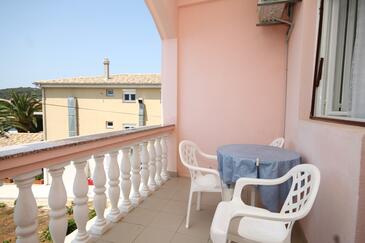 Apartments with terrace Kukljica, North Dalmatia