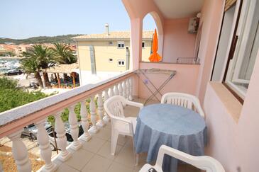 Apartments with terrace Kukljica, North Dalmatia