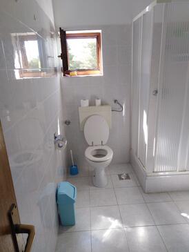 Apartments with terrace Kukljica, North Dalmatia