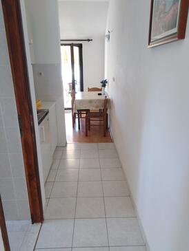 Apartments with terrace Kukljica, North Dalmatia