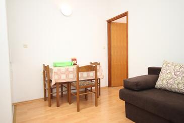 Apartments with terrace Kukljica, North Dalmatia