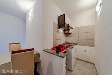 Apartments by the sea Zaklopatica, Lastovo - 8342