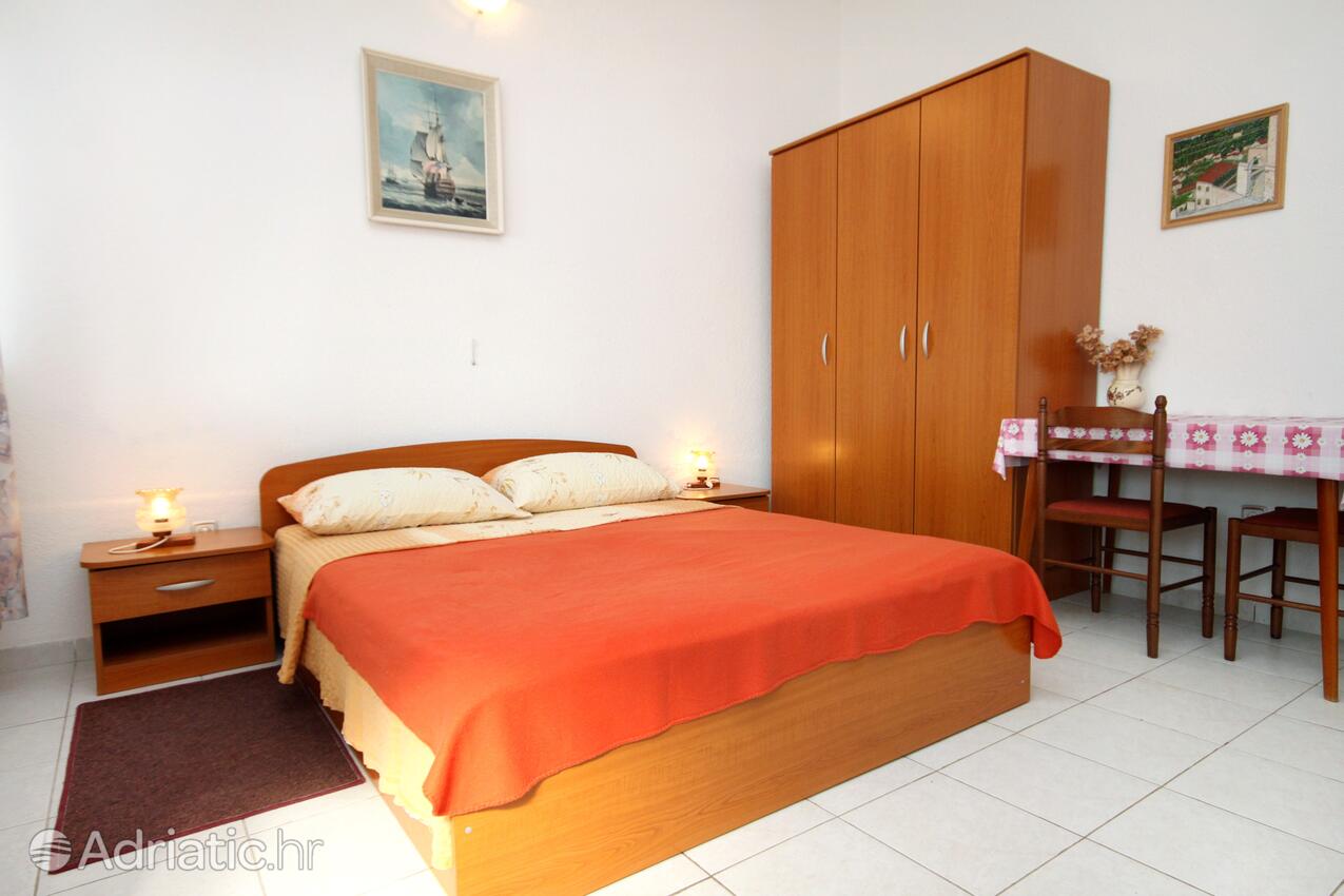 AS-8354-a - Privátní ubytování - Apartmány u moře Ubli, Lastovo