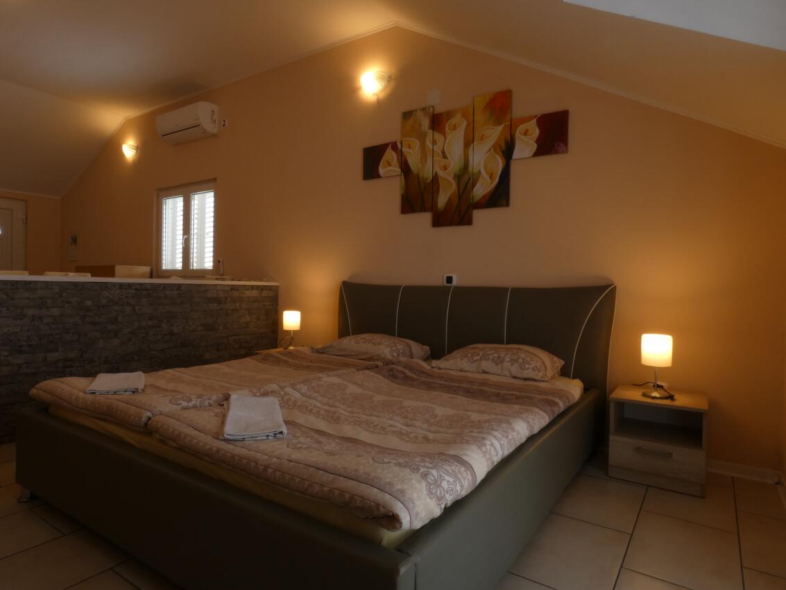 AS-8354-b - Privátní ubytování - Apartmány u moře Ubli, Lastovo