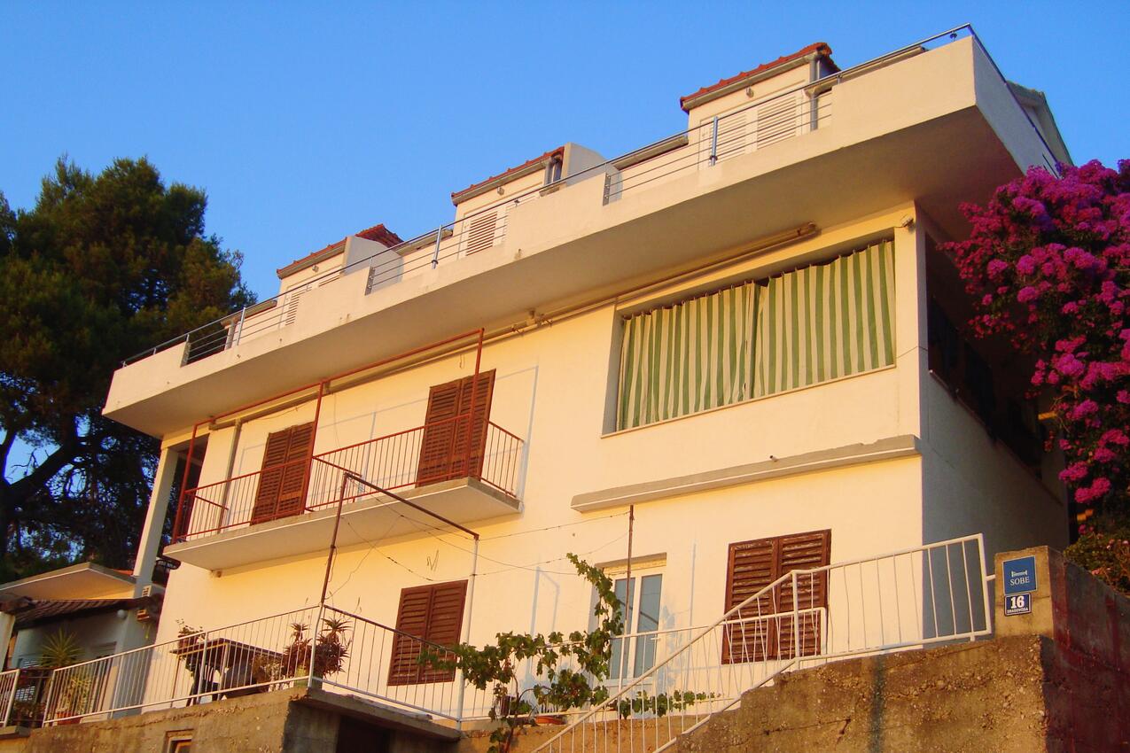 Objekt - Apartmány u moře Ubli, Lastovo