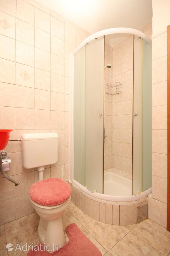 A-8361-b - Private accommodation - Apartments by the sea Ražanj, Rogoznica
