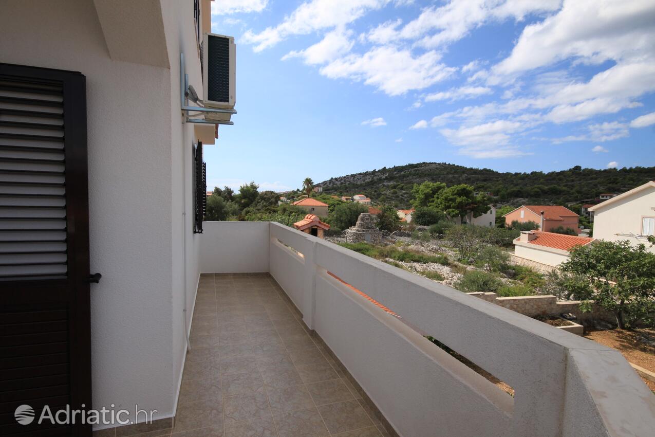 A-8361-c - Private accommodation - Apartments by the sea Ražanj, Rogoznica