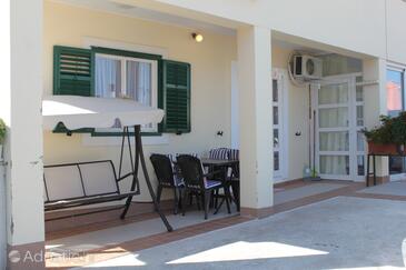 Apartments by the sea Bilo, Primošten - 8364