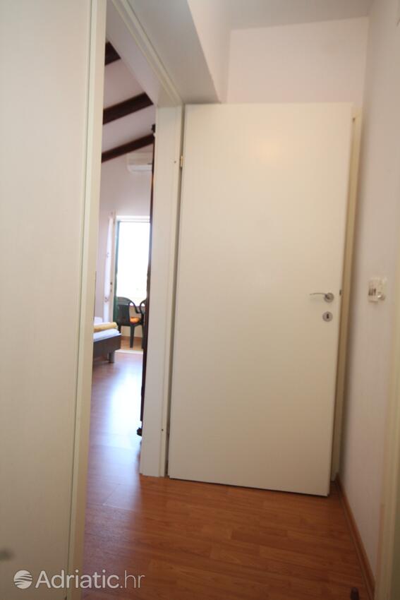 A-8364-b - Private accommodation - Apartments by the sea Bilo, Primošten