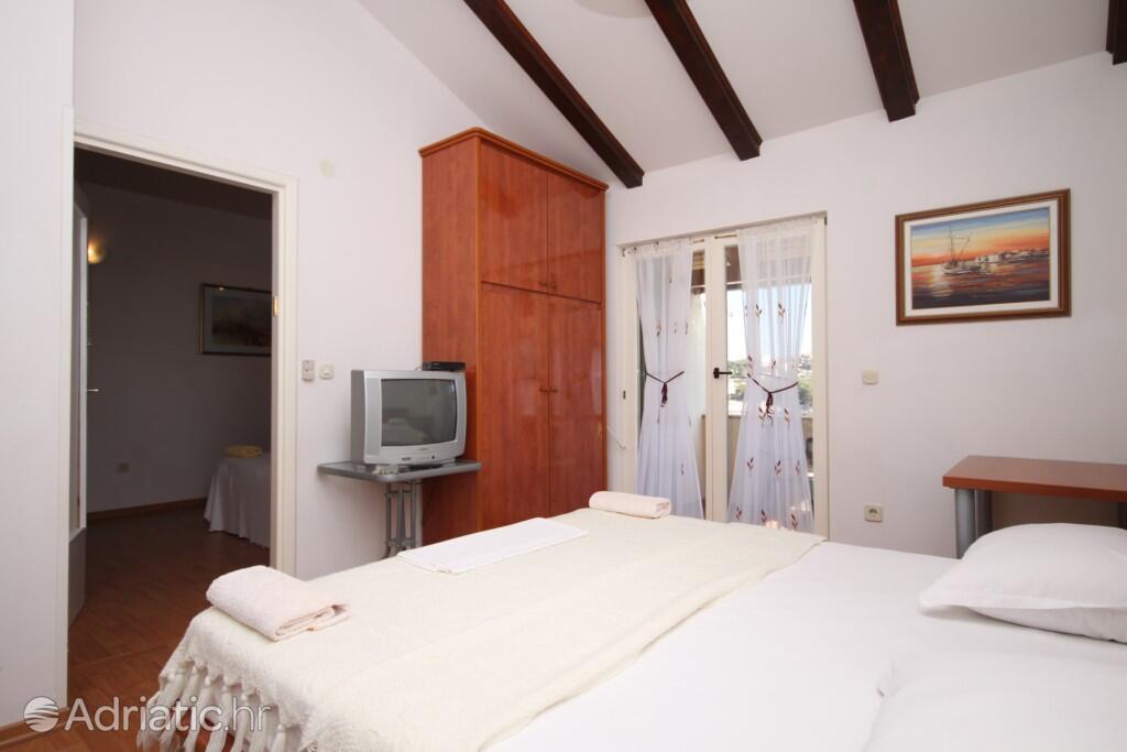 AS-8364-a - Private accommodation - Apartments by the sea Bilo, Primošten