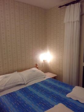 Apartments by the sea Žaborić, Šibenik - 8368