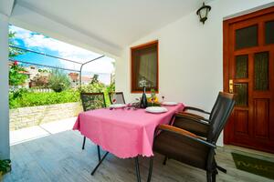 Two bedroom apartment Biograd na Moru Two bedroom apartment Biograd na Moru, Biograd (A-8370-a)