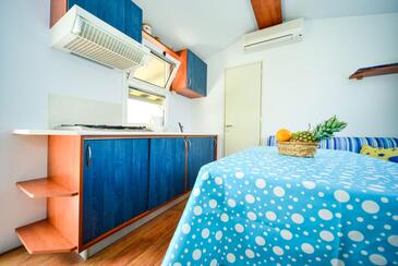 Family-friendly apartments with swimming pool Biograd na Moru, Biograd - 8371