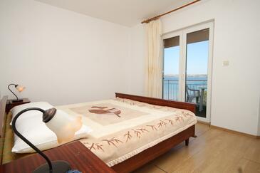 One bedroom apartment Tkon, Pašman (A-8377-a)